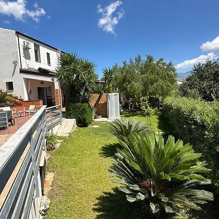 Villa Trappeto فيلة